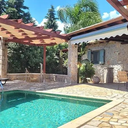 Villa With Private Pool And Stunning Sea View *