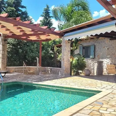 With Private Pool And Stunning Sea View Βίλα *