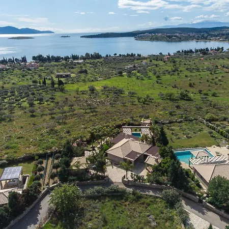 Villa Ariti Βίλα *