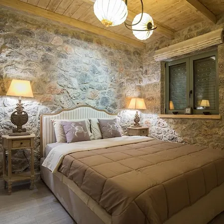 Villa Ariti Βίλα *